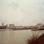 Linz, Blick &uuml;ber Donau auf Altstadt und Burg