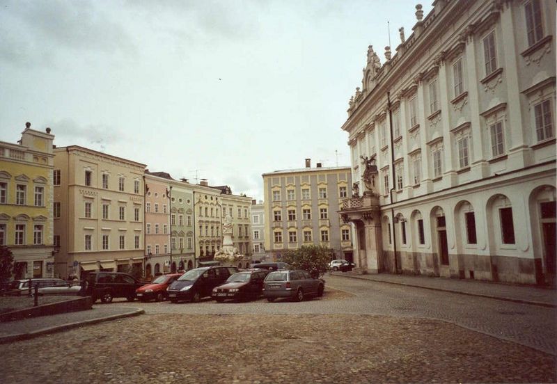 Passau, Residenzplatz